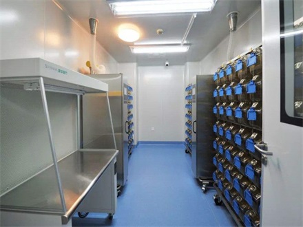 新疆云南實驗室裝修